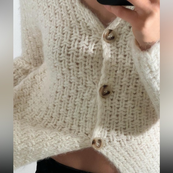 ZARA STRUCTURED KNIT CARDIGAN - Picture 3 of 9